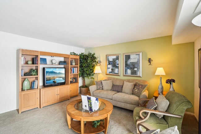 Orion Cove Apartments