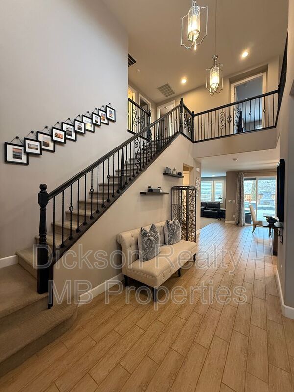 Photo - 3325 Show Jumper Ln