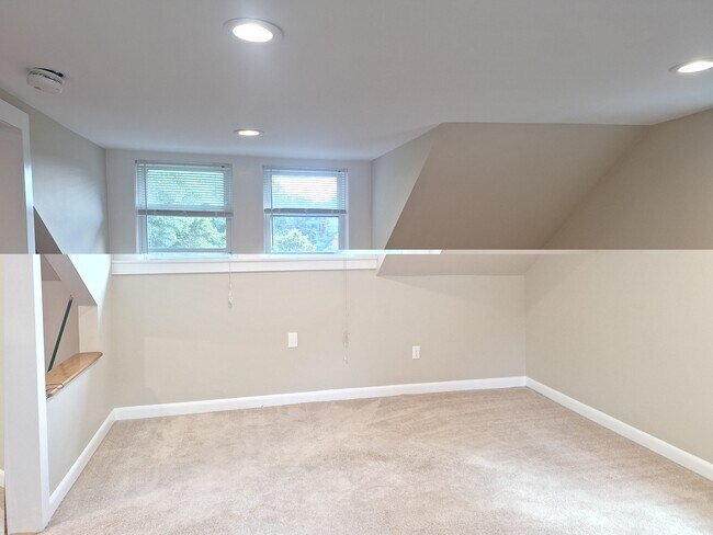 Building Photo - 11 Stanwood Ave Unit 1 bedroom 3rd floor apartment
