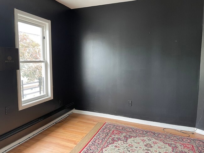 Building Photo - 1401 Lincoln St Unit 2 Rental