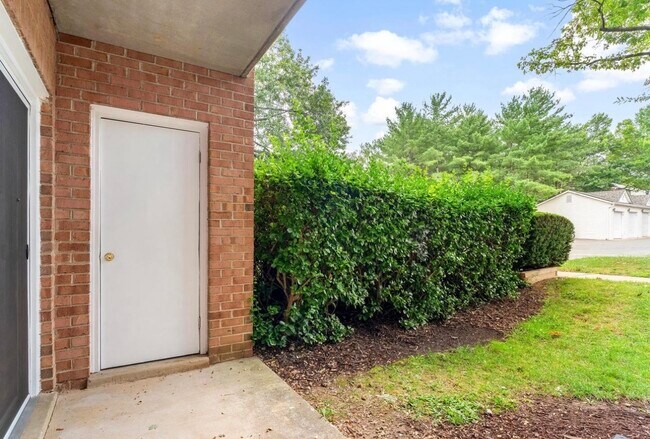 Photo - 18334 Streamside Dr Unit Streamside