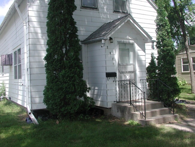 Photo - 241 E Ronning Ave House