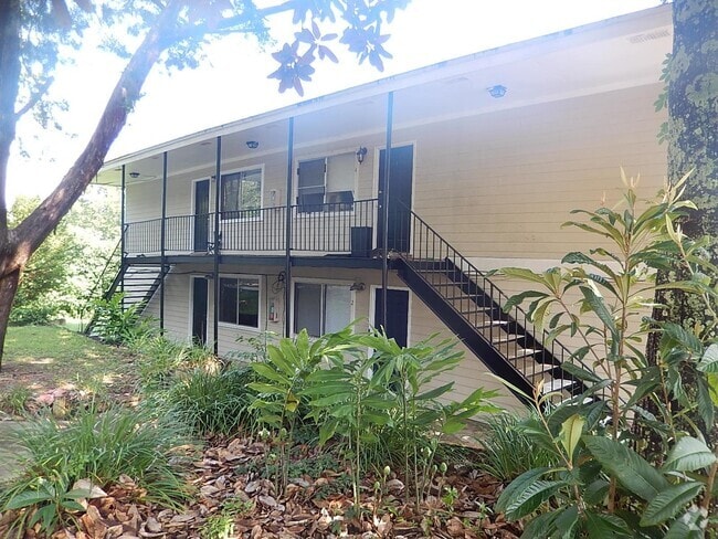 Building Photo - 448 Belmont Rd Rental