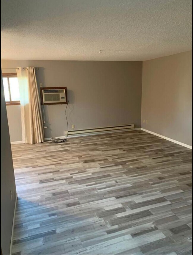 2 Bed Condo for rent near Concordia House Rental in Moorhead, MN