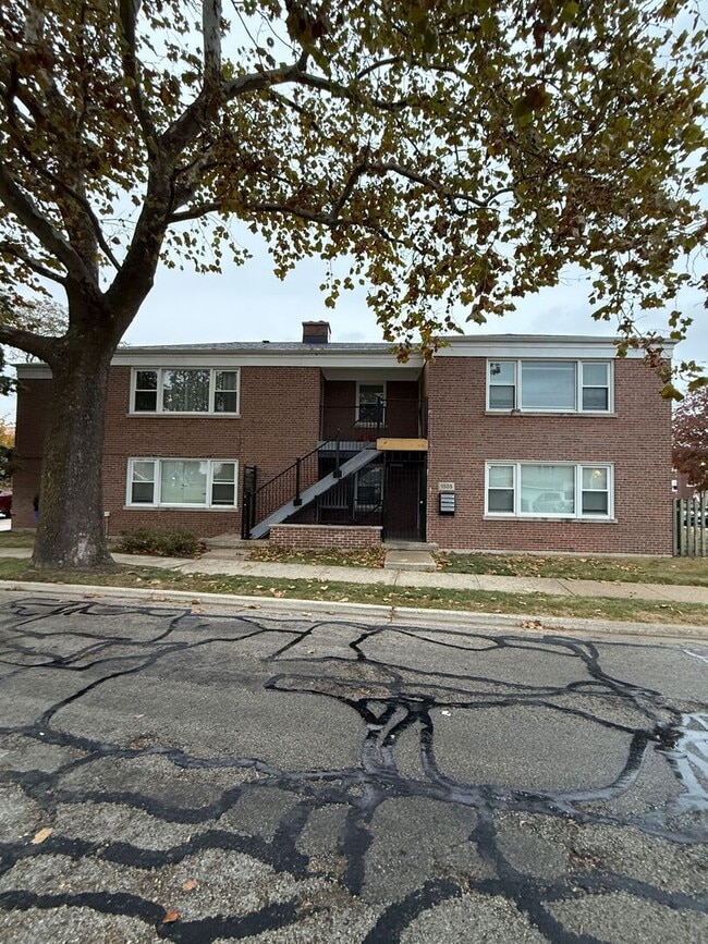 Photo - 1505 N Maywood Dr