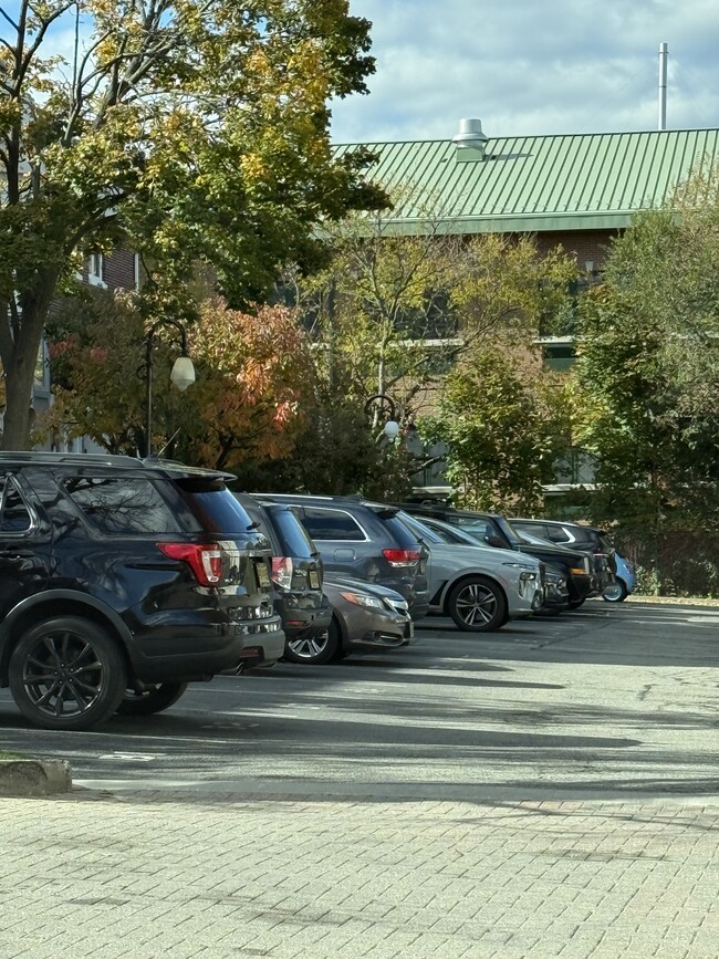 Photo - 304 Saint Michaels Walk Unit 304