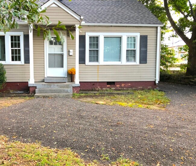 Photo - 2 Dempsey St