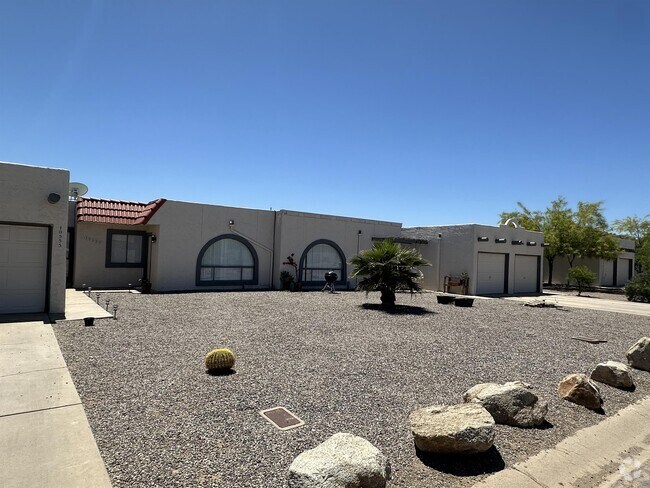Building Photo - 10525 W Arica Rd Rental