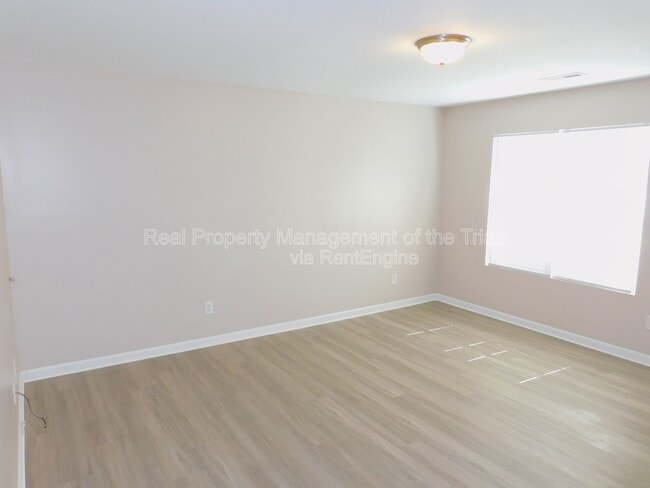 Photo - 2035 Chapel Park Ln