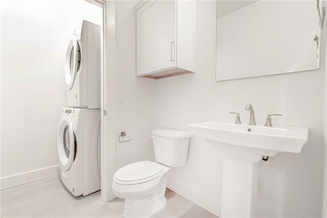 Photo - 2675 SW Livingston Square