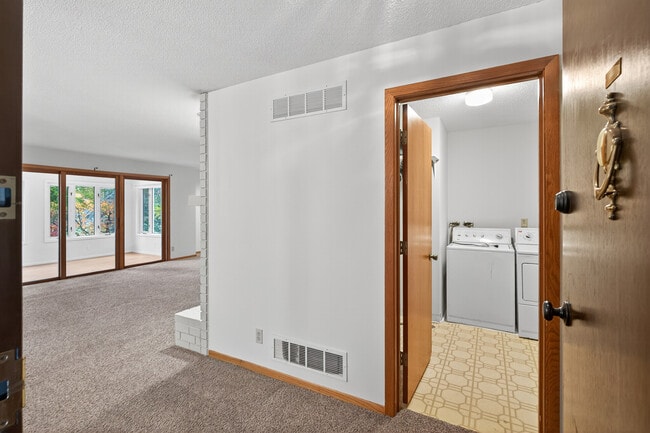 Photo - 14388 Fairway Dr