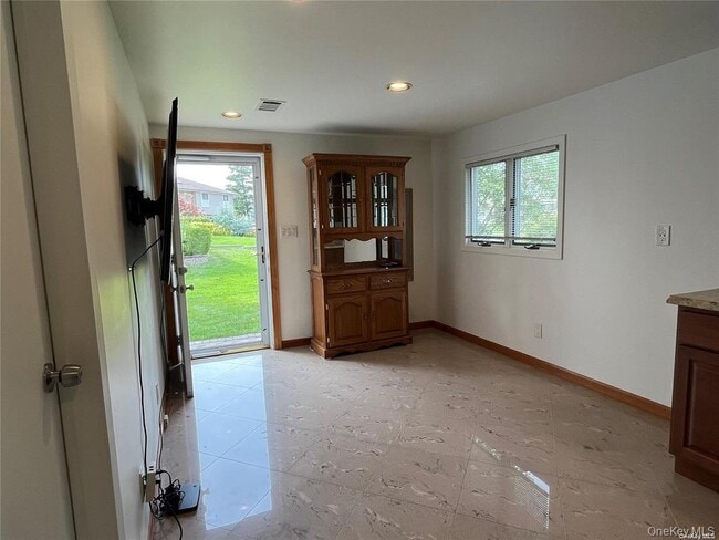 Photo - 12 Reed Dr