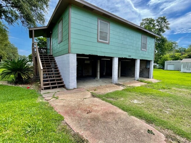 Photo - 800 Grigsby Ave