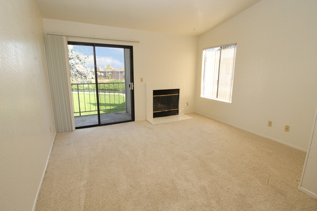 Living Area - Park Place Apartments