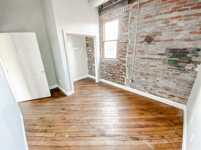 Photo - 423 N 3rd St Unidad A