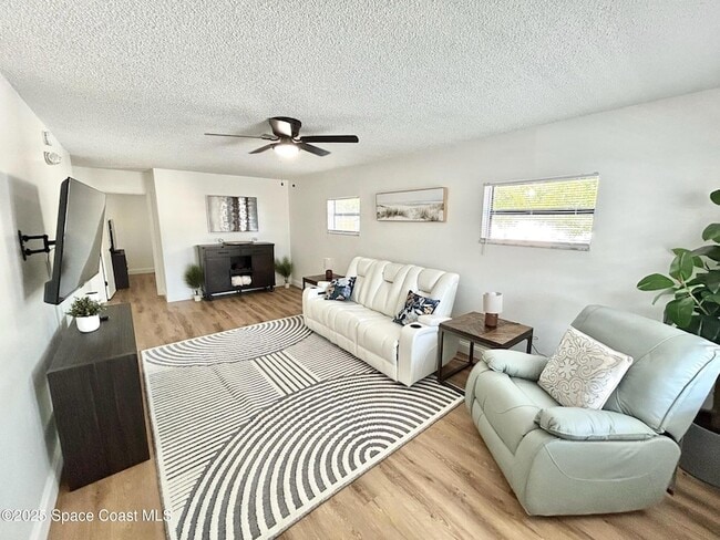 Photo - 8110 Canaveral Blvd Unidad 2