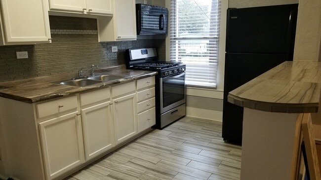Photo - 705 Louisiana Ave Unit 2