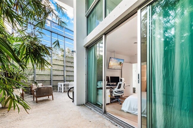 Photo - 221 Jefferson Ave Unit 2