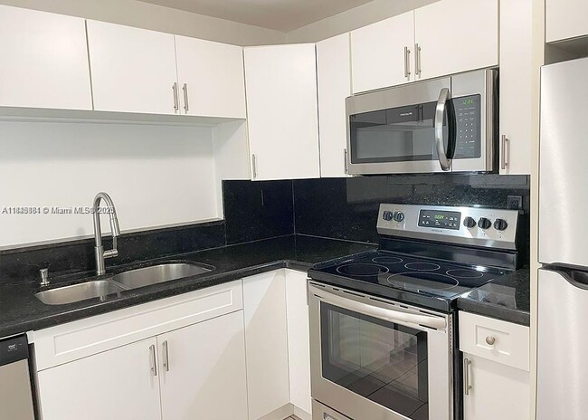 Photo - 3611 SW 117th Ave Unidad 10-206