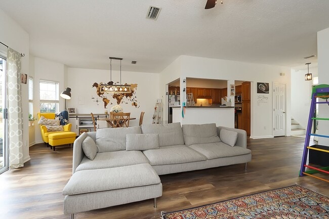 Photo - 1356 Lake Dr