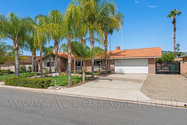 Photo - Beautiful 3BR/2BA Home In Hemet With Lush Backyard & Fruit Trees!