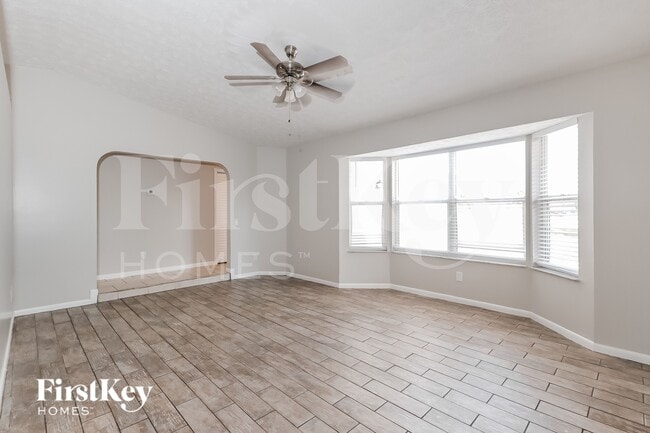 Photo - 1158 SW Hunnicut Ave
