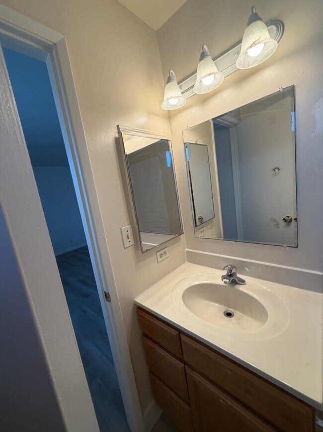 Photo - 2712-2716 Adeline St, Unit A and B Unit 2716 B