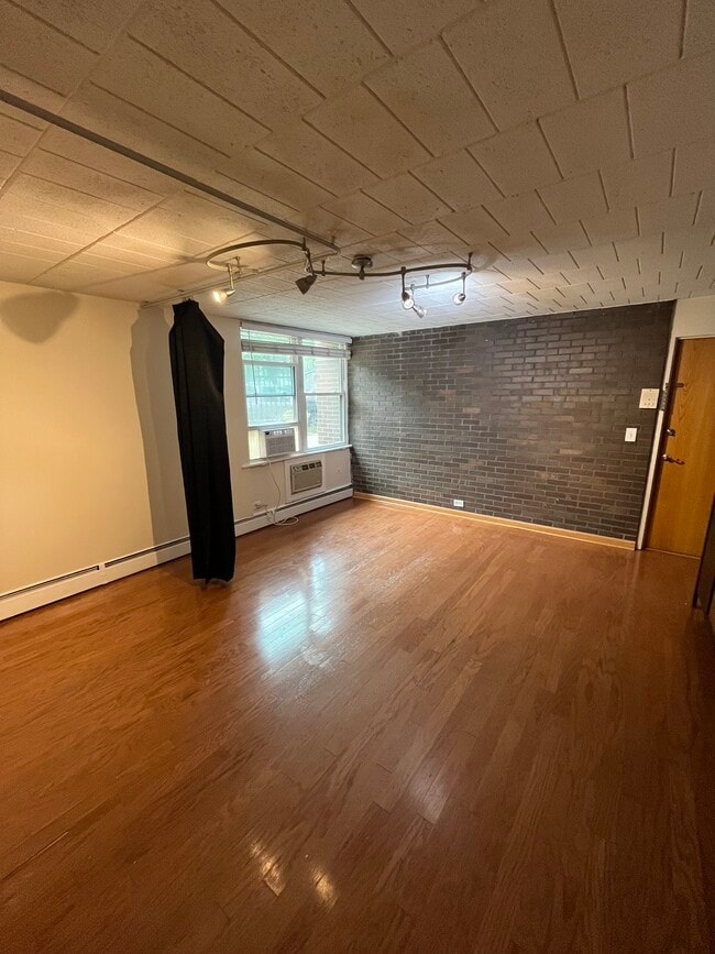 Building Photo - 425 South Blvd Unit 1C