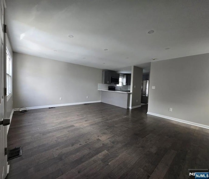 Photo - 7-9 Hudson St Unit 2ND