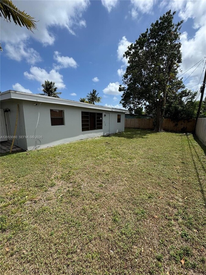 Photo - 649 W Evanston Cir