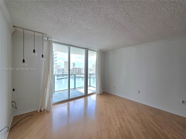 Photo - 1155 Brickell Bay Dr Unit 2006
