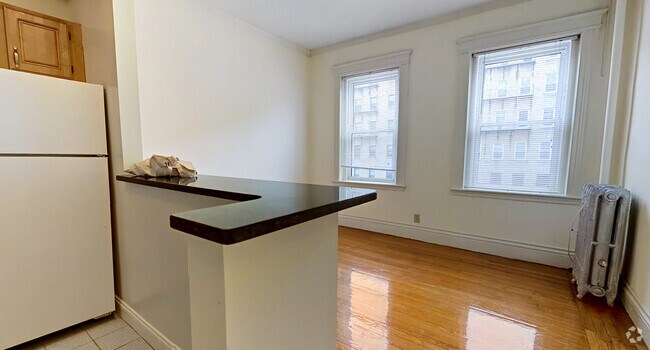 Building Photo - 35 Queensberry Unit 32#3 Rental
