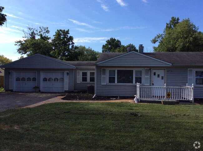 Building Photo - Wayne Twp - 3 BR home