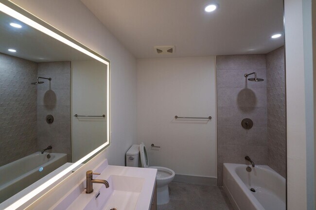 Photo - Gardens Residences