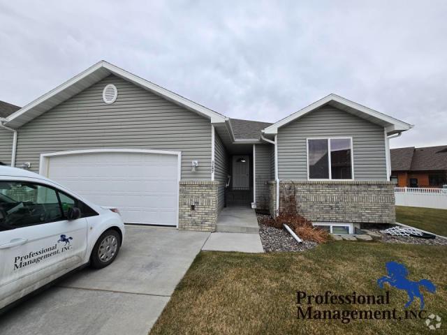 Building Photo - 4 bedroom in Billings MT 59102 Rental