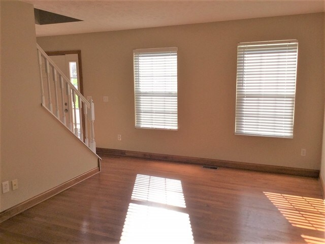 Photo - 94 Fleming Dr