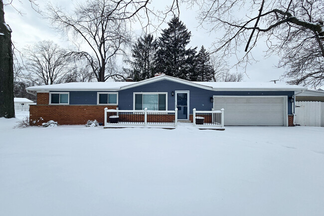 Photo - 18957 Maplewood St Casa