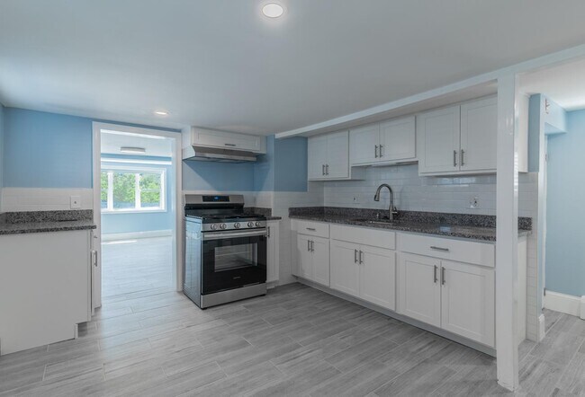 Photo - 23 Sachem St