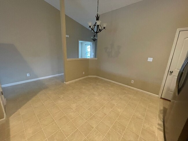 Photo - 3 Bedroom Home In Lindberg Village