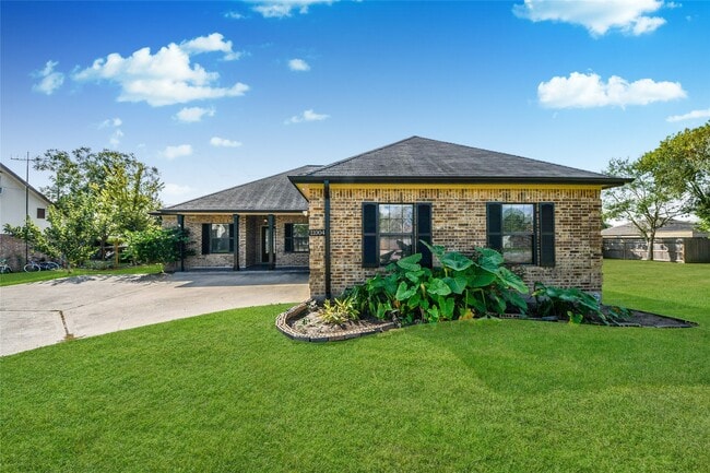 Photo - 11004 San Jacinto Dr