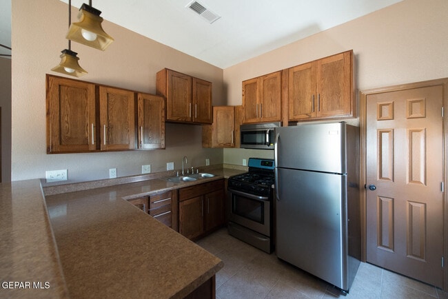 Photo - 326 Coates Dr