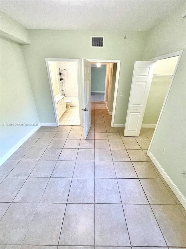 Photo - 7085 Nova Dr Unit 223