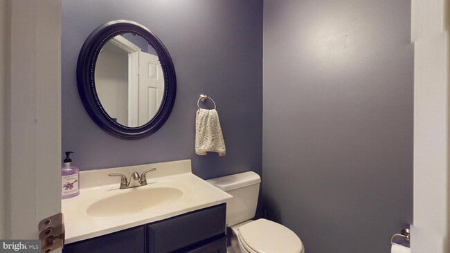 Photo - 200 Mill Cross Ln