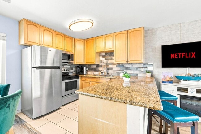 Photo - 829 San Fernando Pl