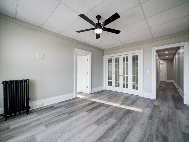 Photo - Willett Apartments