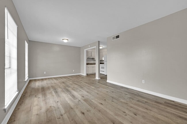 Photo - 3225 Avenue S