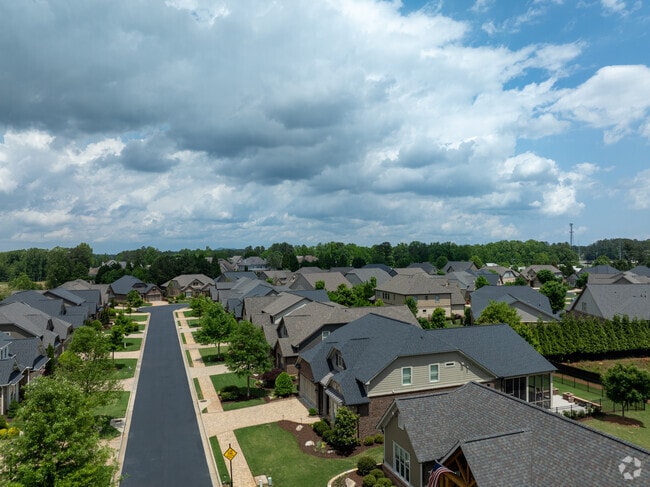 Photo - Creekstone Point