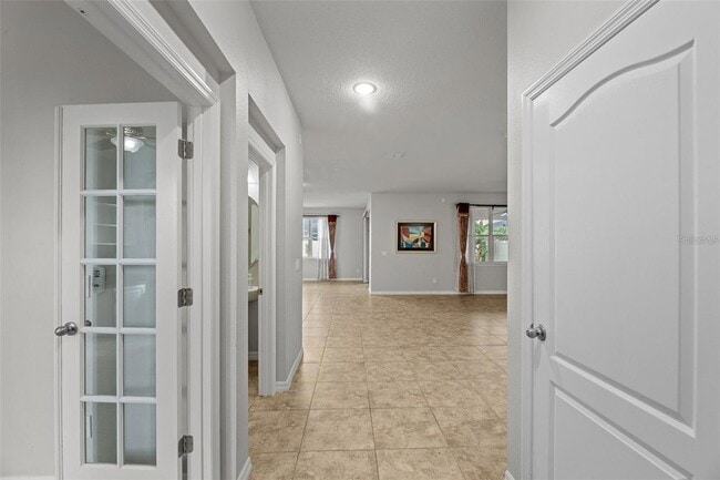 Photo - 6041 Town Center Blvd