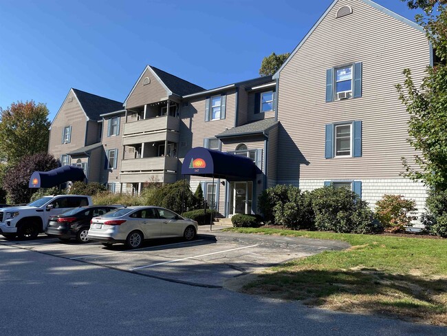 Building Photo - 175 Eastern Ave Unit 301 Rental