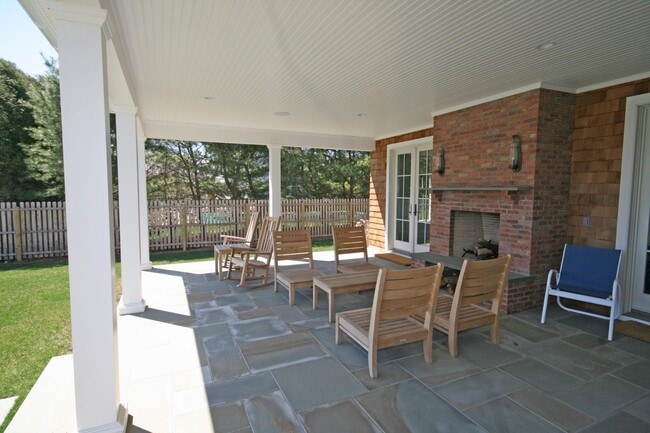 Photo - 34 Old Field Ln